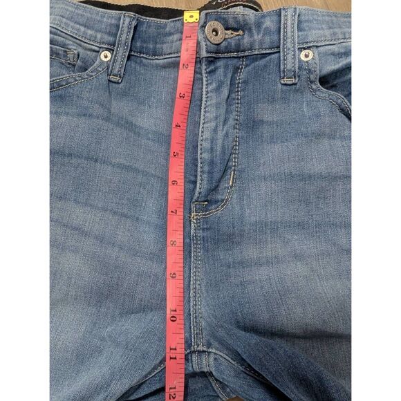 14R Torrid Sky High Skinny Jeans EUC! - Picture 4 of 9